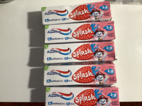 Kids toothpaste splash - -,